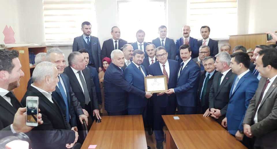 GİRESUN BELEDİYESİNDE BAYRAĞI CHP DEN AK PARTİ ALDI