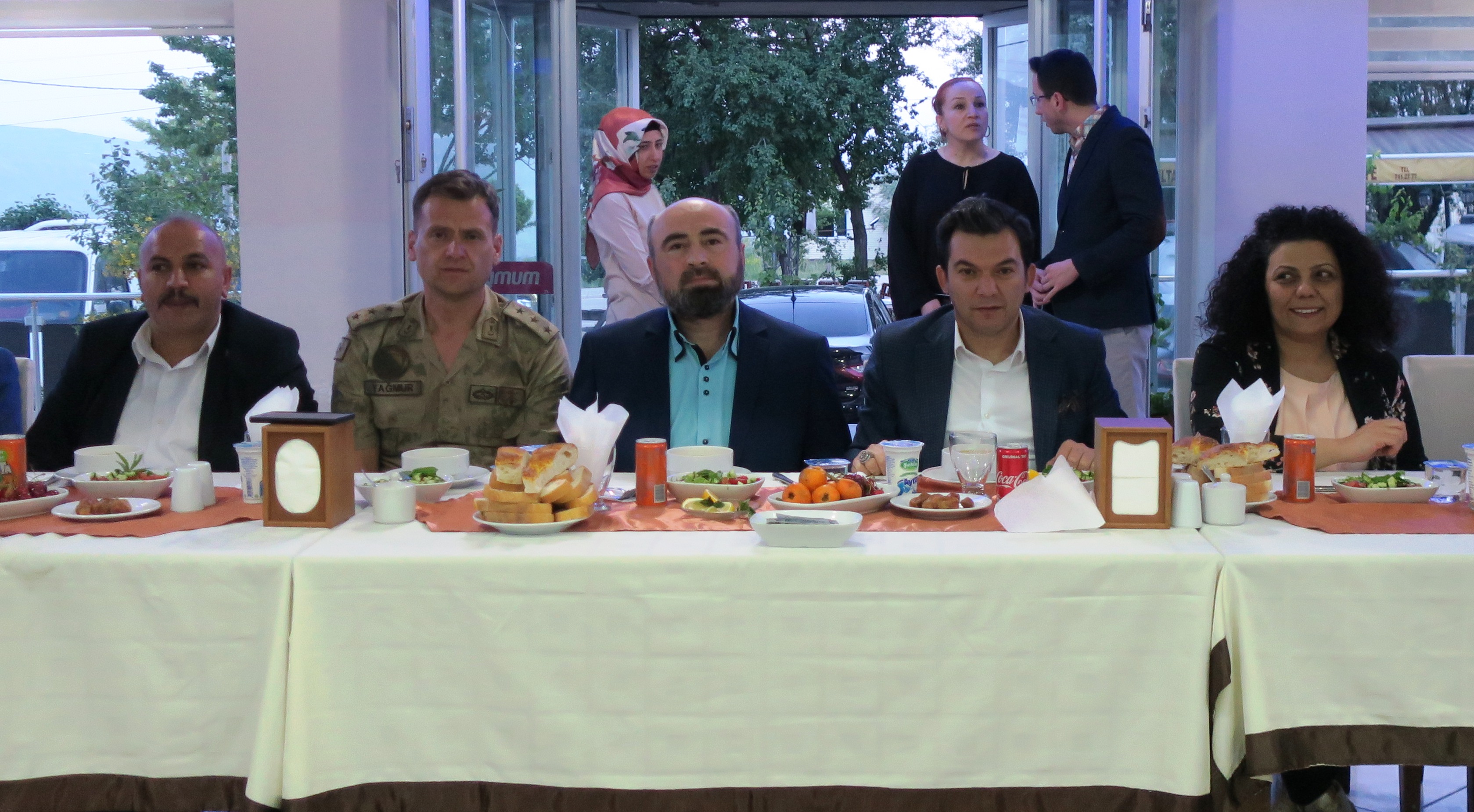 Şehit ve Gazi Aileleri Onuruna İftar Yemeği Düzenlendi