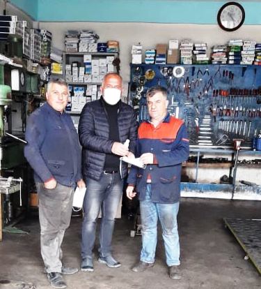 Cumhuriyet Halk Partisi Tarafından Dezenfektan ve Maske Dağıtıldı