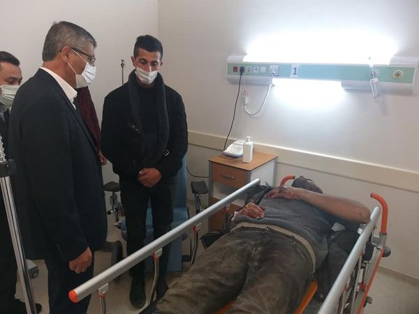 Sivasın Suşehri ilçesinde İşçi Taşıyan Servis Kaza Yaptı