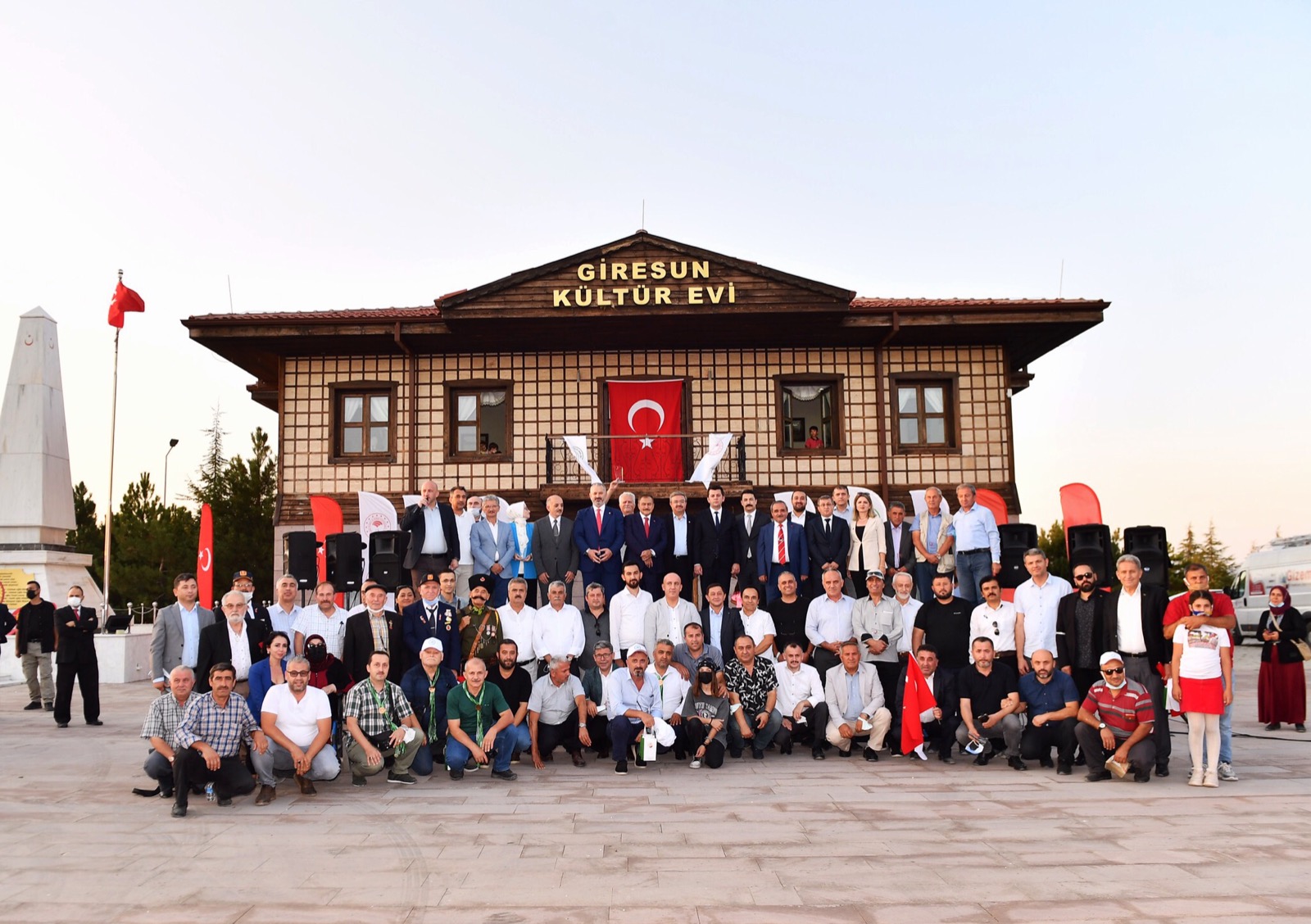 Afyonda Giresun Uşakları Şehitliği ve Topal Osman Ağayı Andı