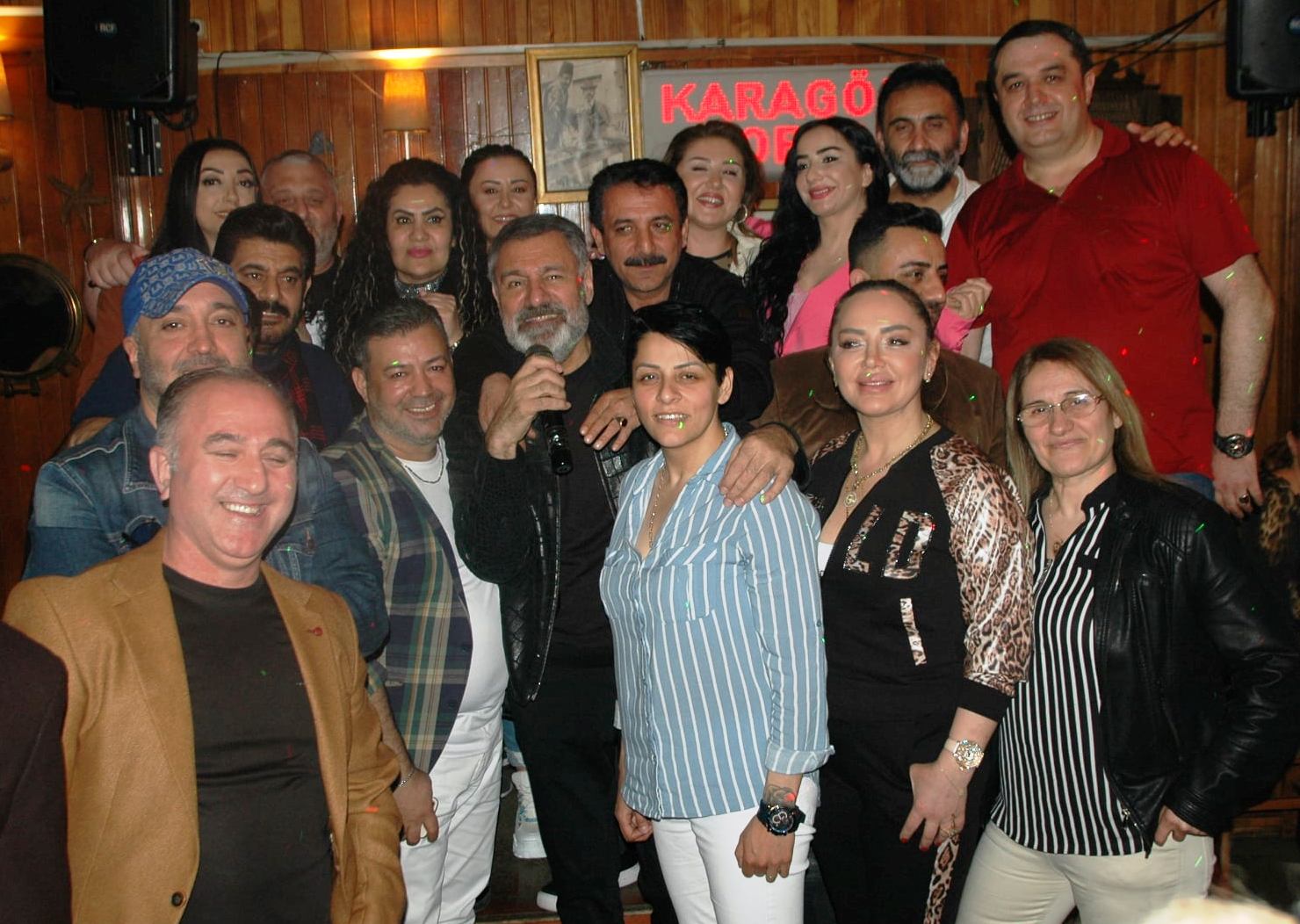 Zorba Balık Sanatçı Camiasını Ağırladı