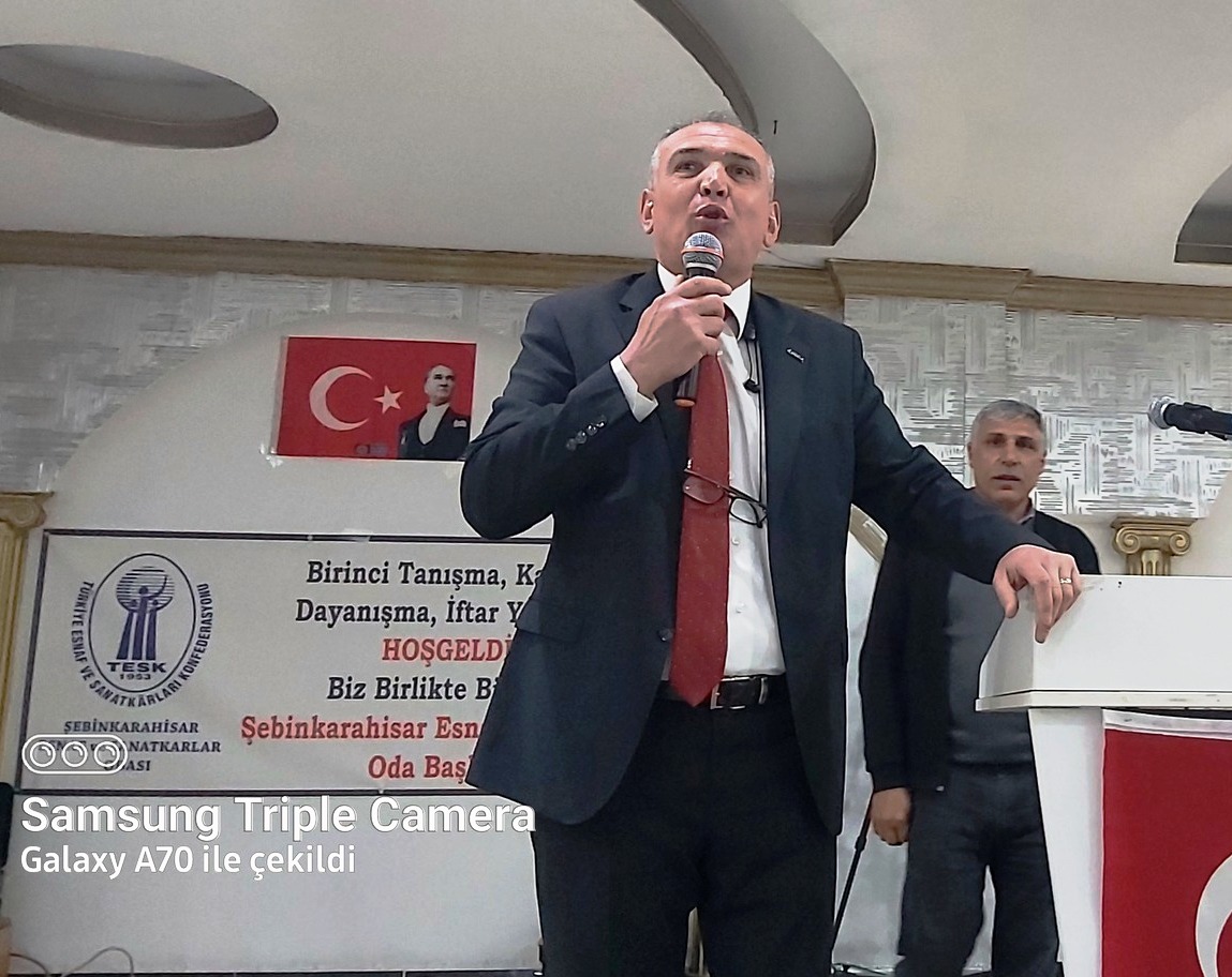 Esnaf Odası Üyeleriyle İftar Sofrasında Buluştu 