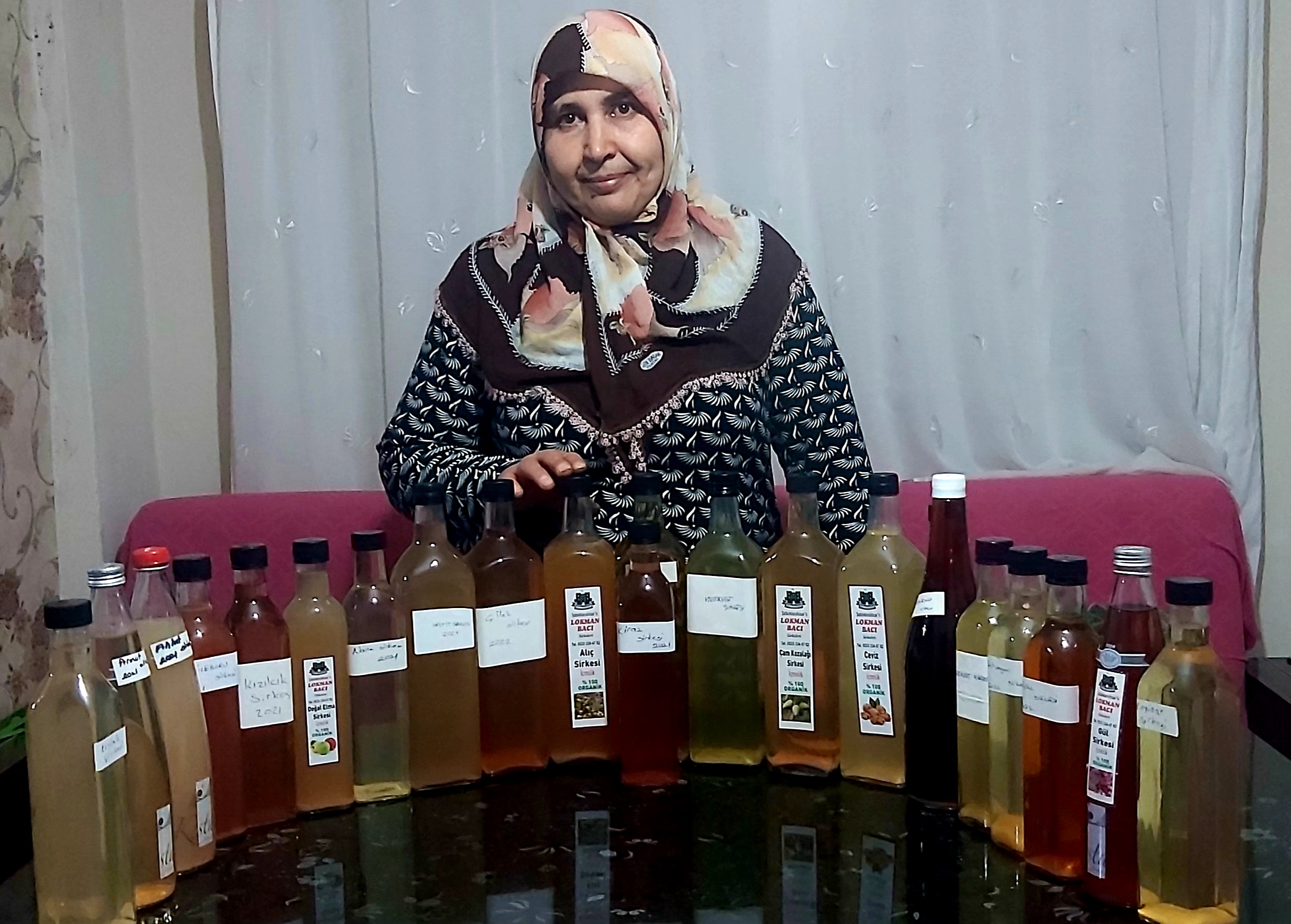 Hatice  Pat 40 Çeşit Sirke Yaptı