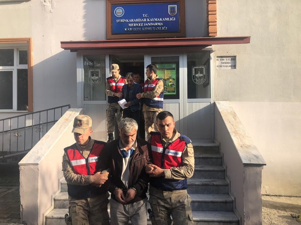 Şebinkarahisar da Kablo Hırsızları Suçüstü Ele Geçirildi